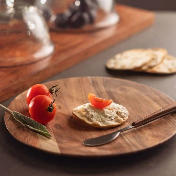 WOOD SALAD PLATE NATURAL