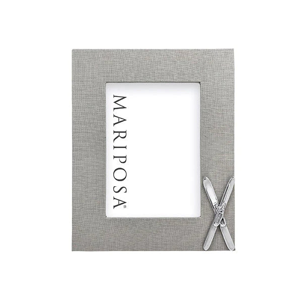 Gray Linen with Crossed Skis 4x6 Frame