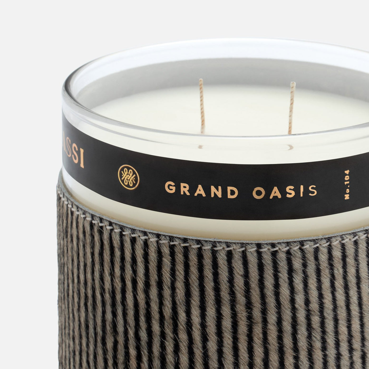 SAVANNA Candle, Grand Oasis, 38.8oz., Brown Candy  Striped