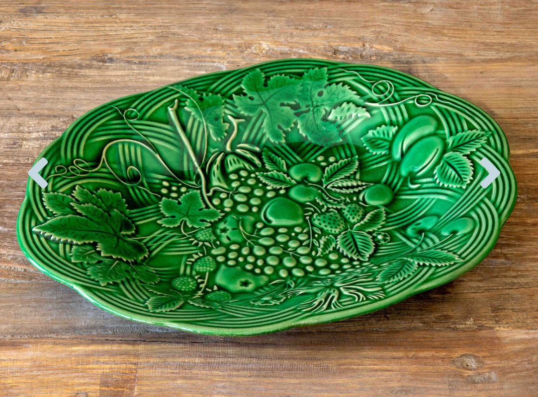 Green Leaf Fruit Platter